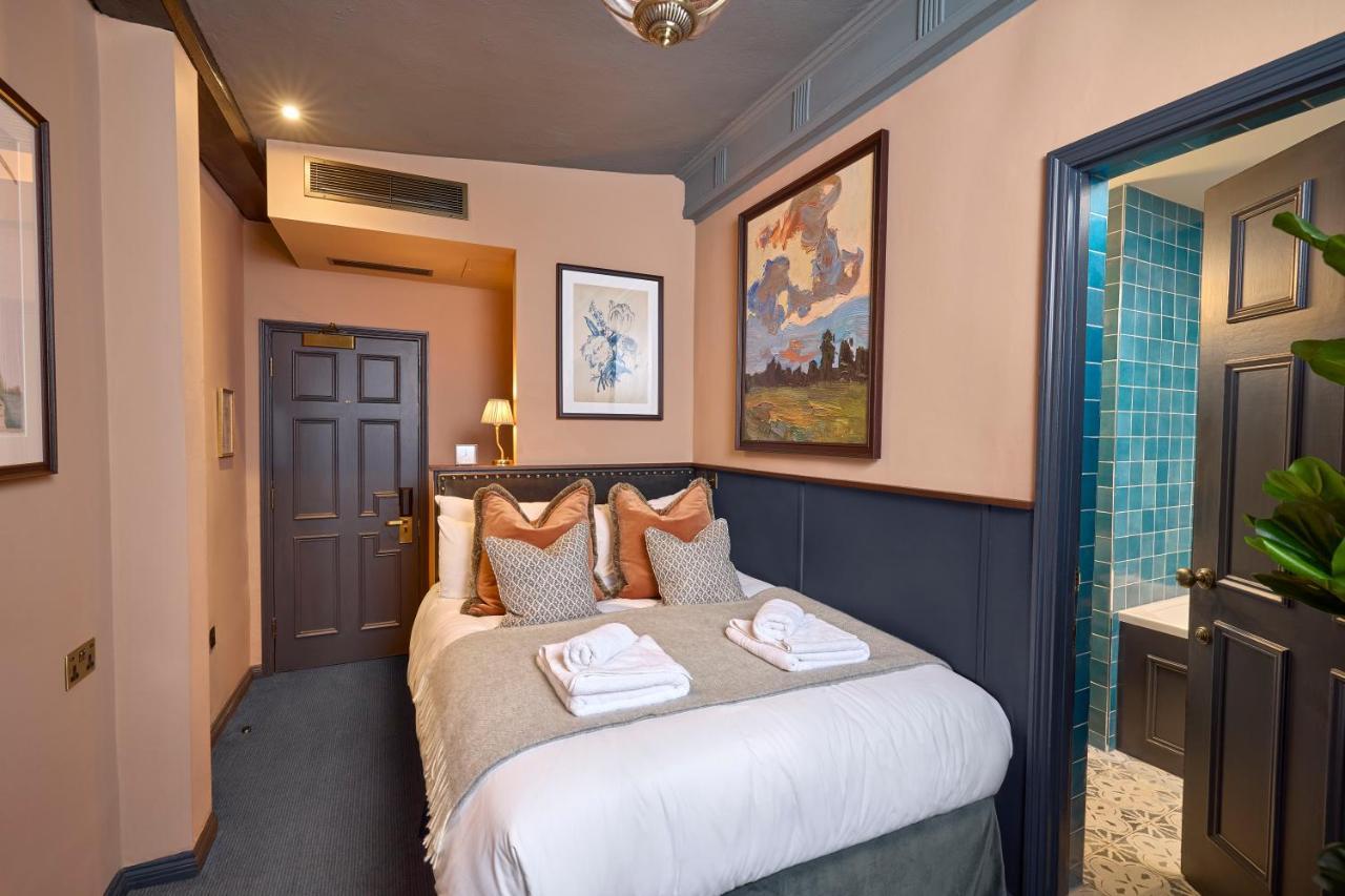 Salisbury Arms Hotel Hertford Ngoại thất bức ảnh