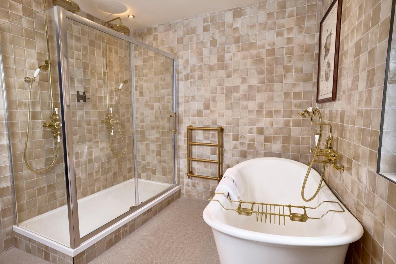 Salisbury Arms Hotel Hertford Ngoại thất bức ảnh