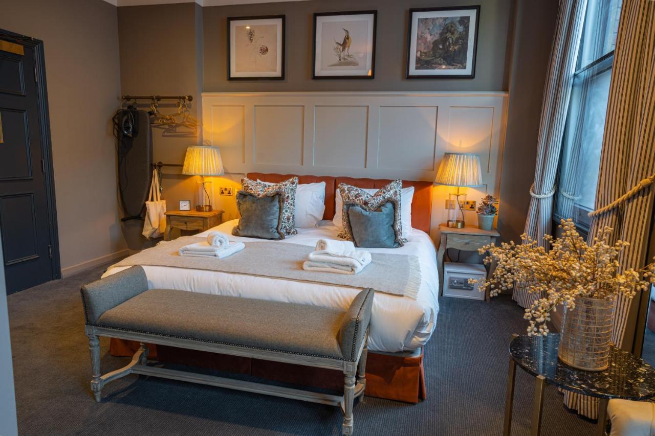 Salisbury Arms Hotel Hertford Ngoại thất bức ảnh