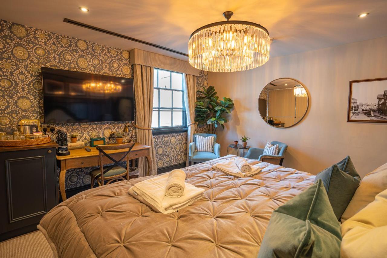 Salisbury Arms Hotel Hertford Ngoại thất bức ảnh