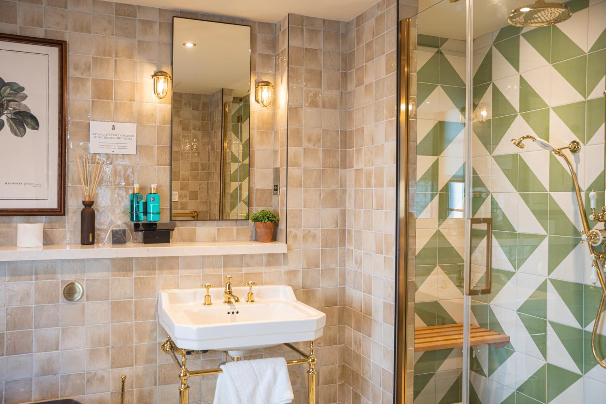 Salisbury Arms Hotel Hertford Ngoại thất bức ảnh